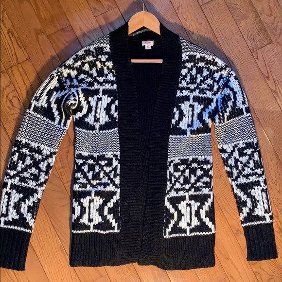 Mossimo Supply Co. Sweaters - Mossimo Long Open Cozy Aztec Pattern Cardigan